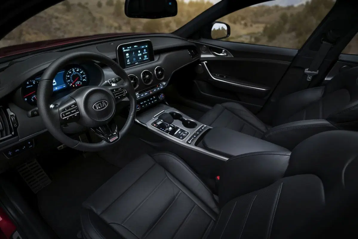 Kia Stinger, la Kia che non t'aspetti (4)