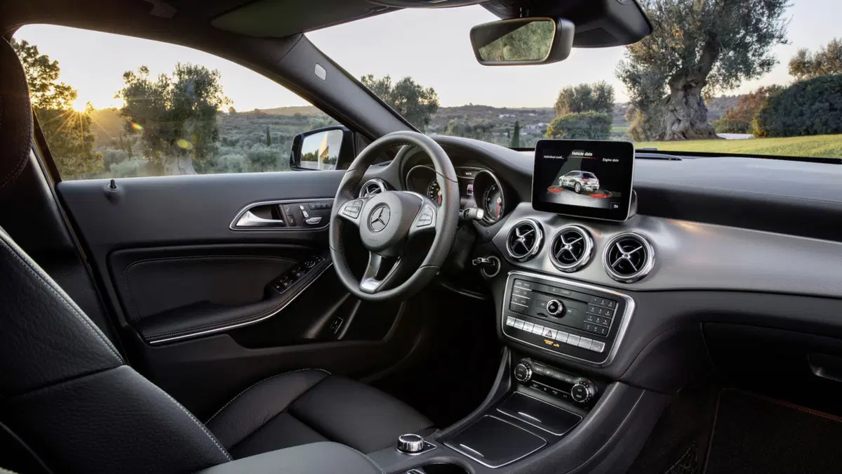 Mercedes GLA restyling, debutto al Salone di Detroit 2017  (22)