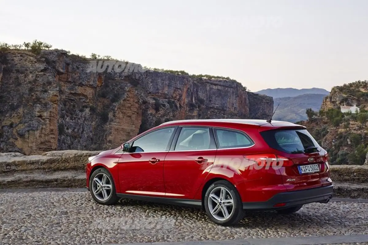 Ford Focus restyling (16)