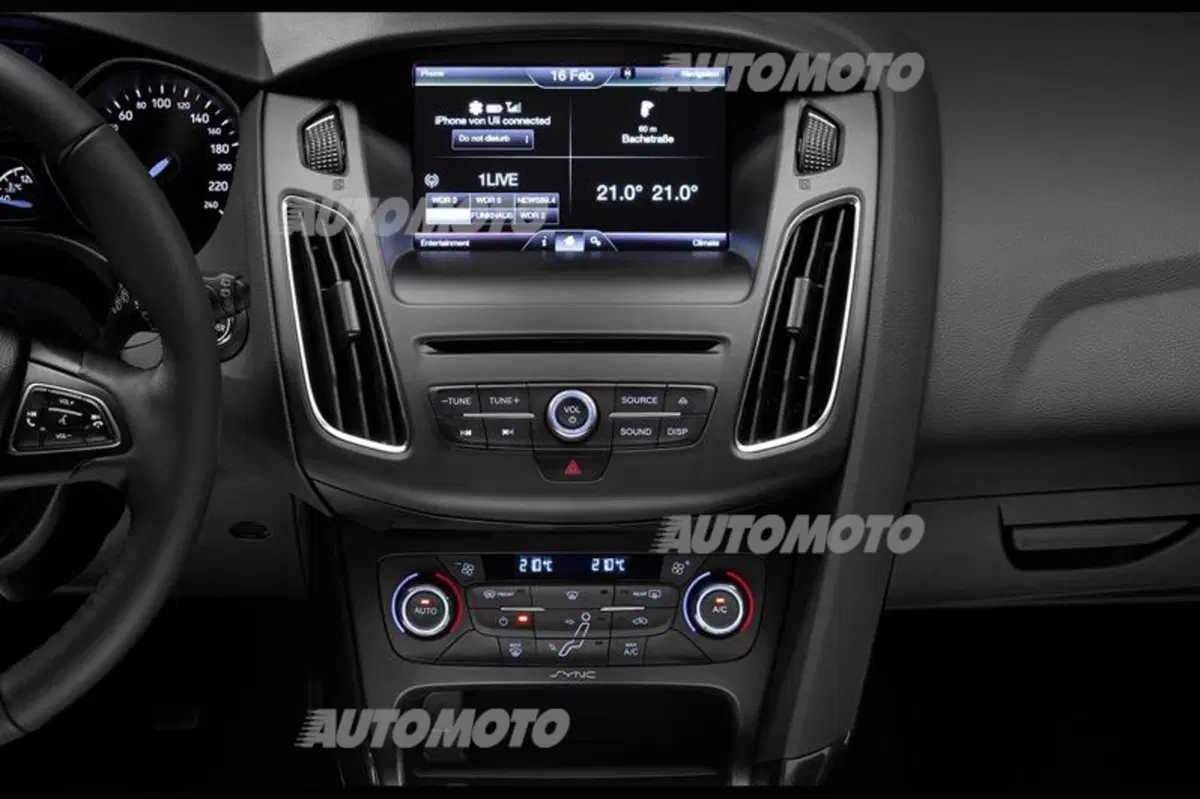 Ford Focus restyling (45)