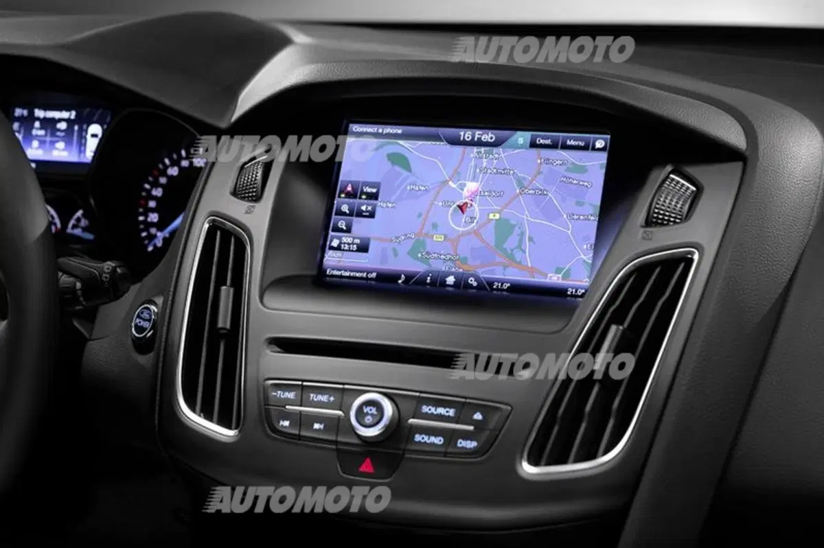Ford Focus restyling (48)