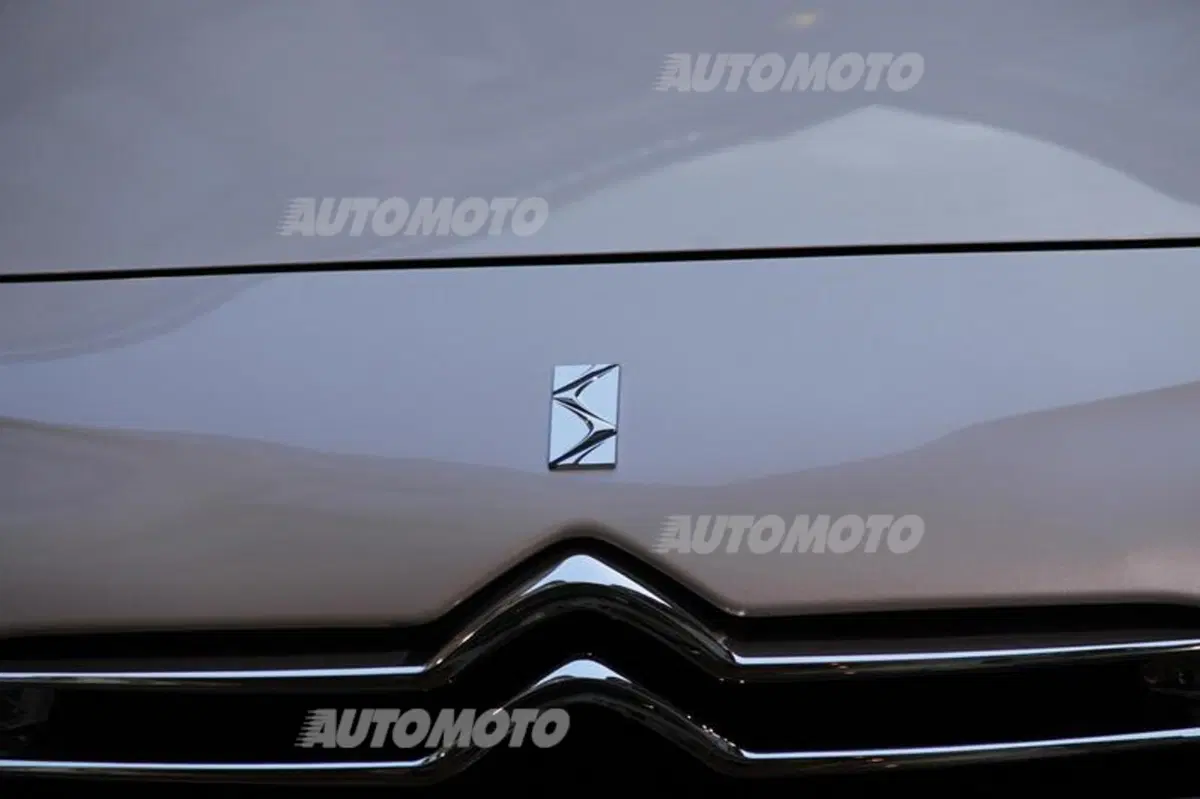 Citroen DS3 protagonista alla Vogue Fashion Night Out di Milano 2014 (19)