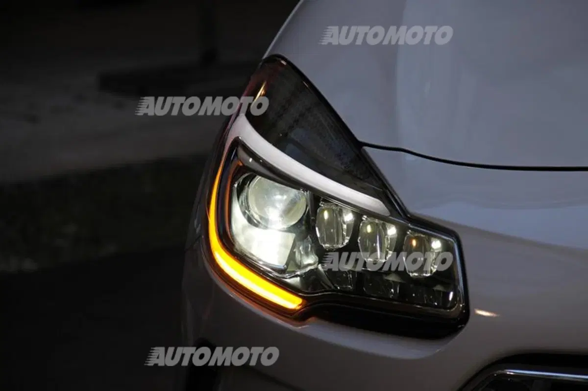 Citroen DS3 protagonista alla Vogue Fashion Night Out di Milano 2014 (23)