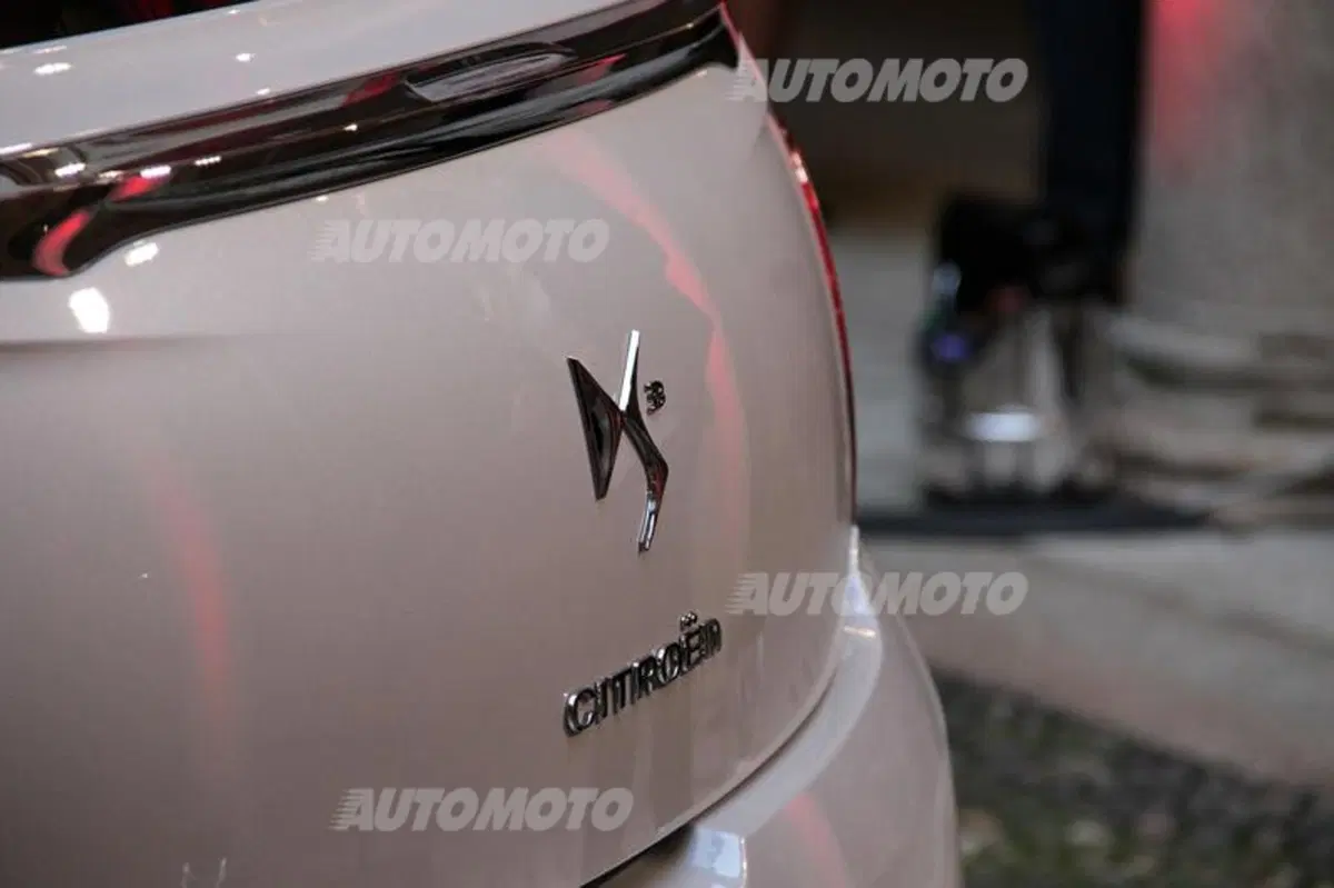 Citroen DS3 protagonista alla Vogue Fashion Night Out di Milano 2014 (28)