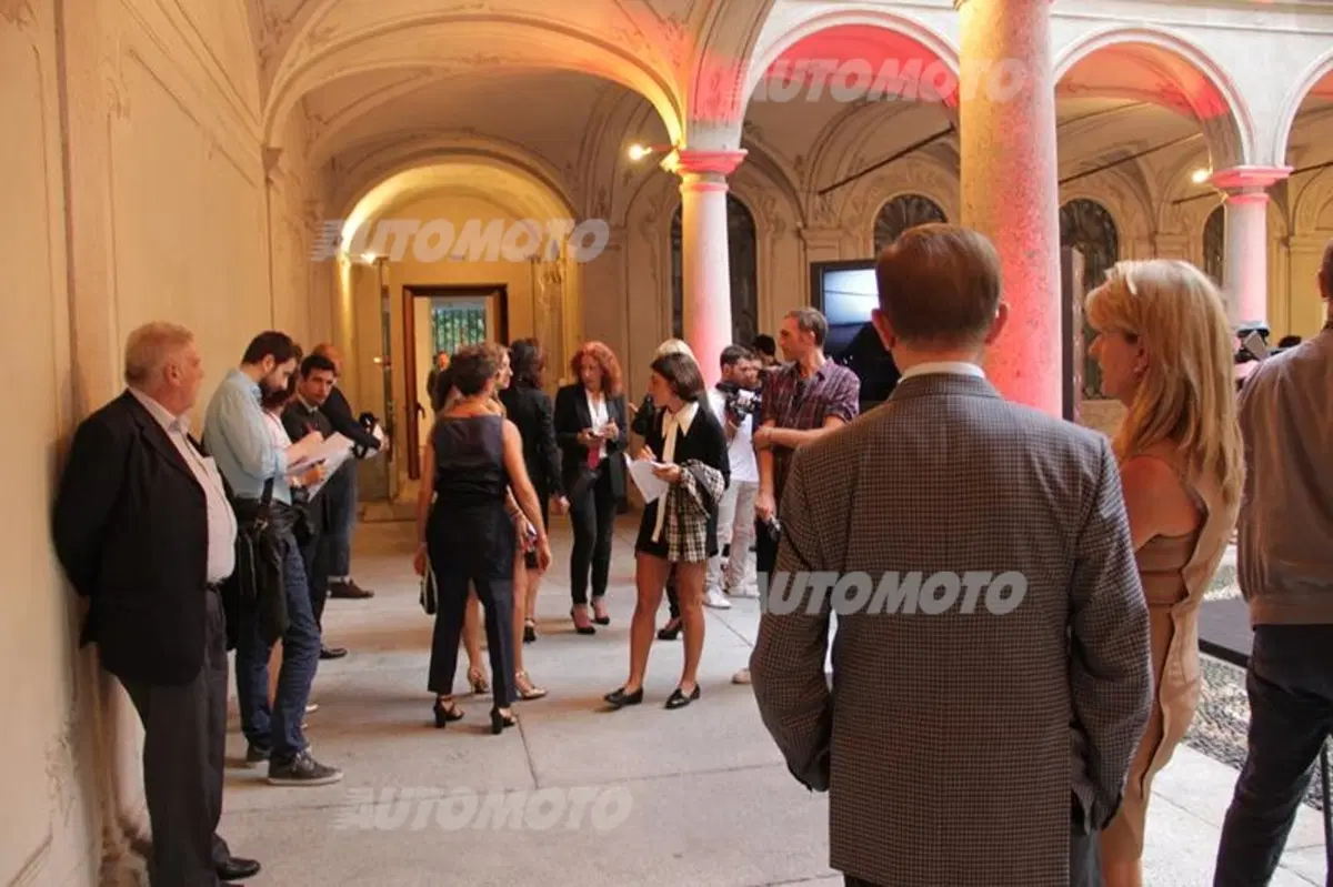 Citroen DS3 protagonista alla Vogue Fashion Night Out di Milano 2014 (43)