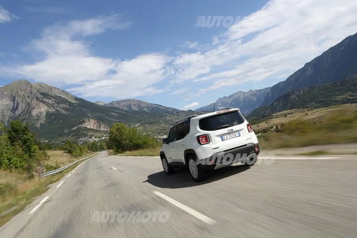 Jeep Renegade (12)