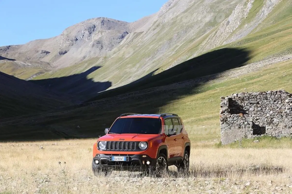 Jeep Renegade (16)