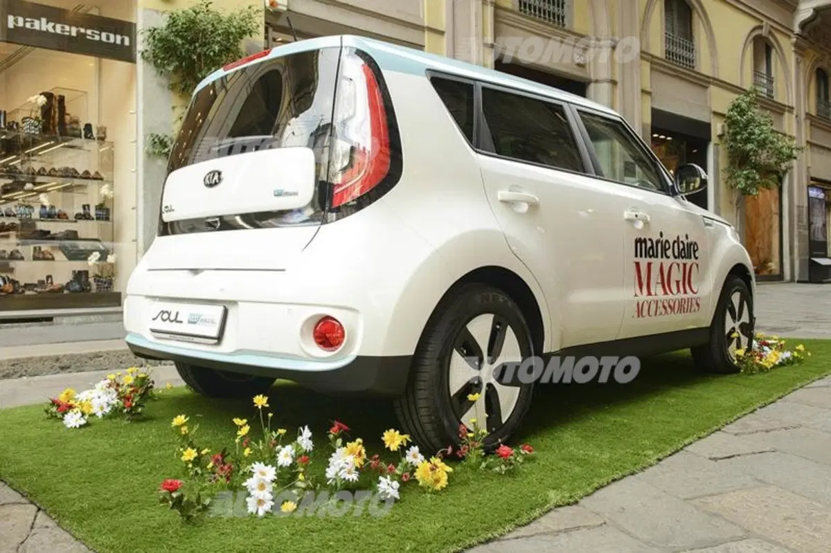 Kia Soul EV: l'elettrica accende la Fashion Week