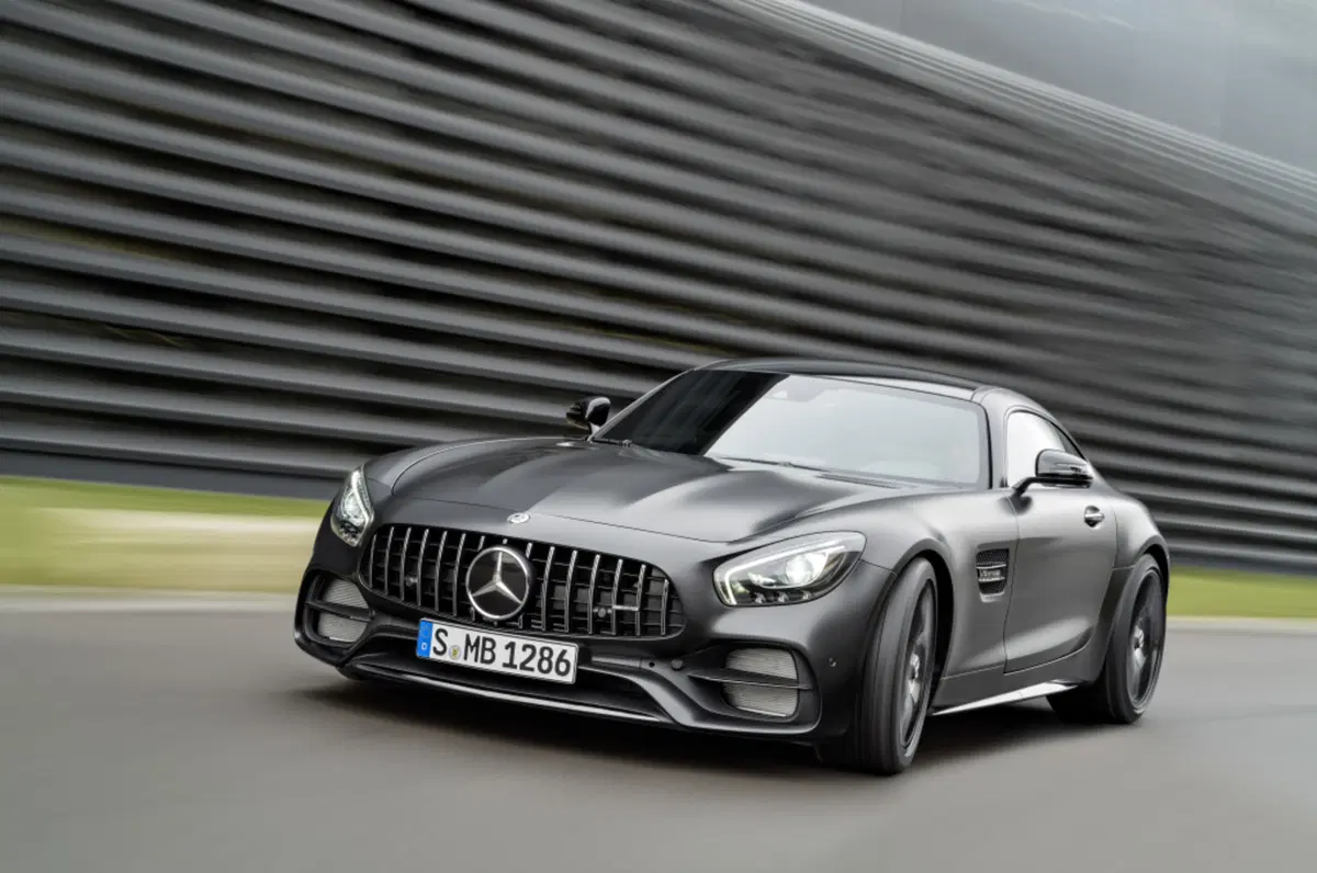 Mercedes-AMG GT C Coupé, esordio al Salone di Detroit 2017