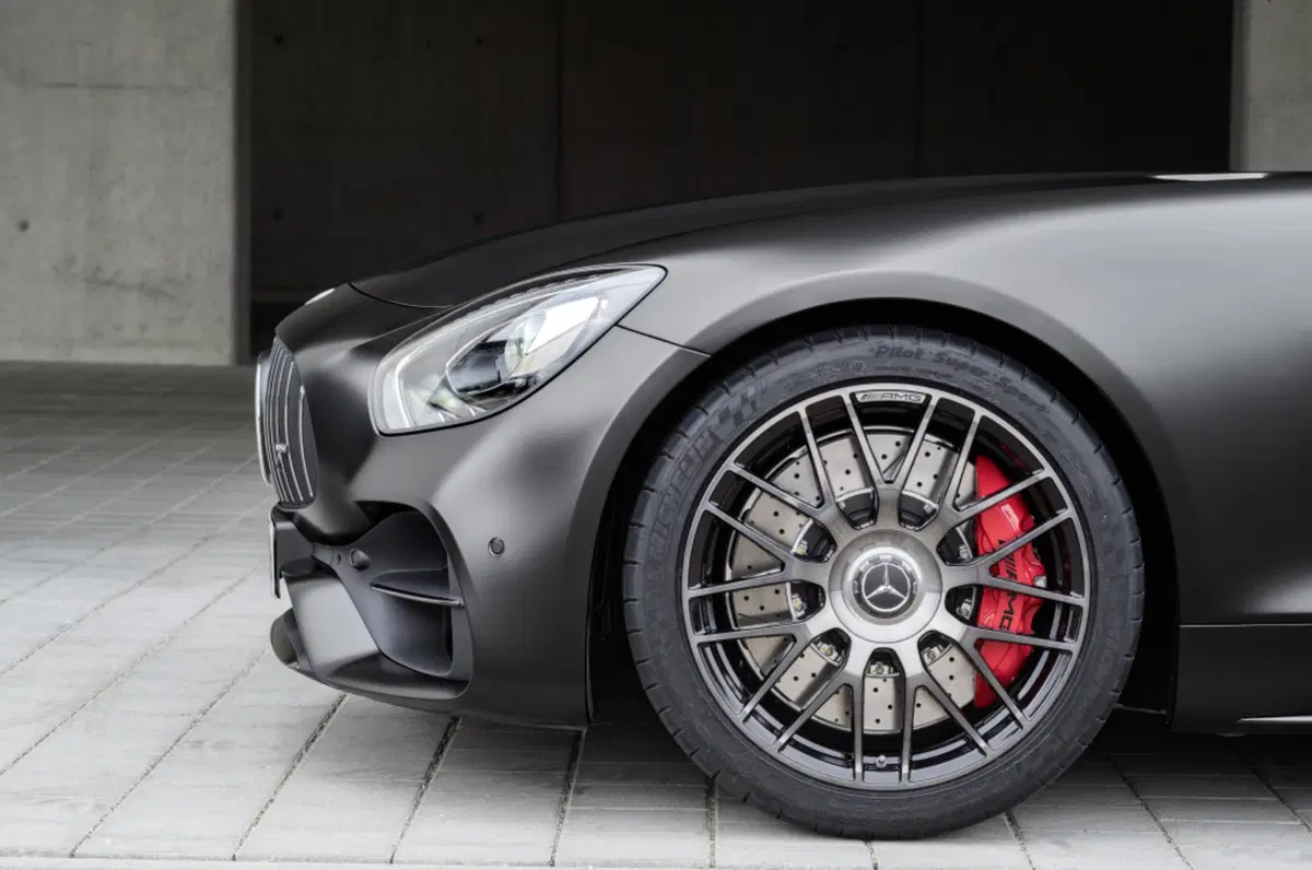 Mercedes-AMG GT C Coupé, esordio al Salone di Detroit 2017 (11)