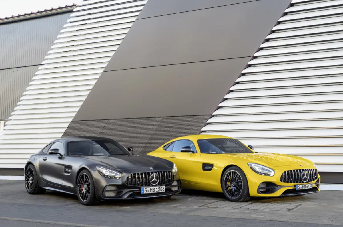 Mercedes-AMG GT C Coupé, esordio al Salone di Detroit 2017 (17)