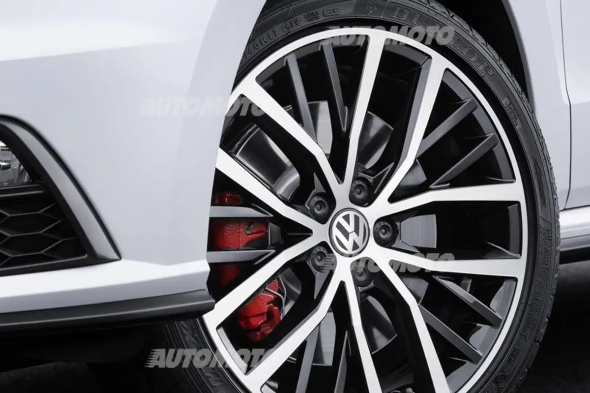 Volkswagen Polo GTI restyling (15)