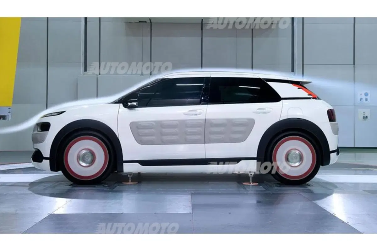 Citroen C4 Cactus Airflow 2L concept (15)