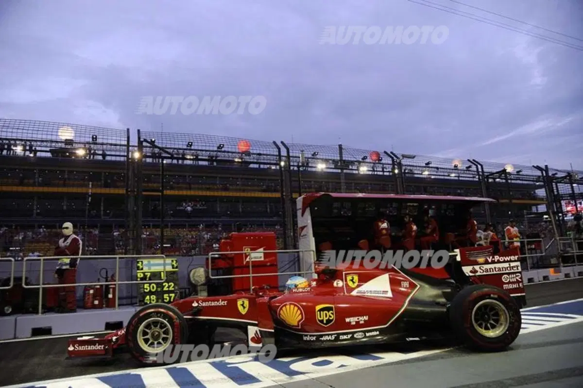 Formula 1 Singapore 2014: Hamilton conquista la pole (3)