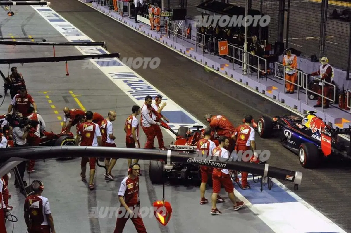 Formula 1 Singapore 2014: Hamilton conquista la pole (6)