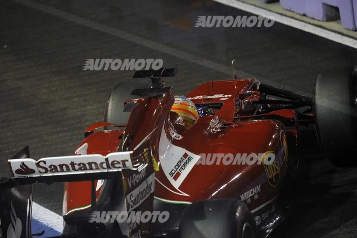 Formula 1 Singapore 2014: Hamilton conquista la pole (14)