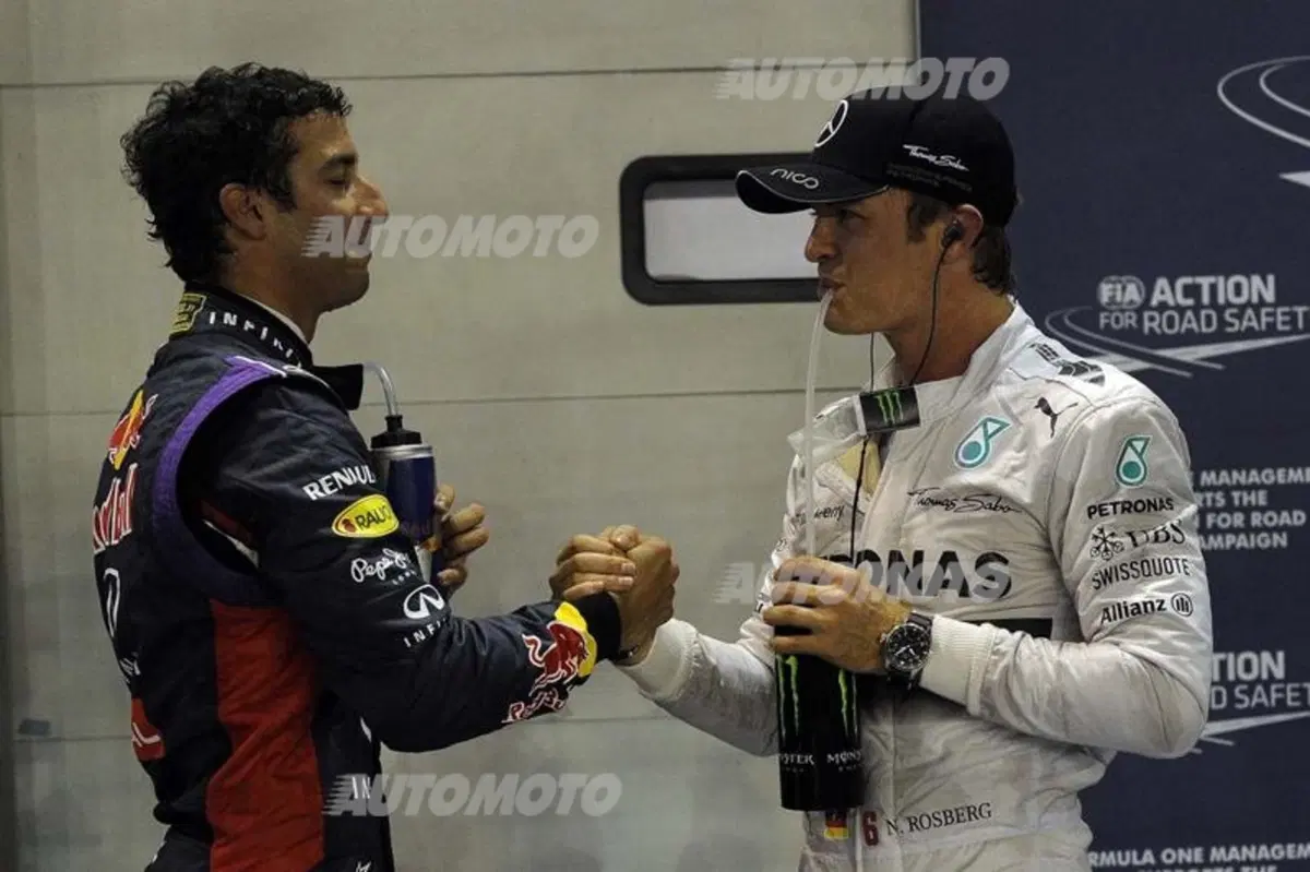 Formula 1 Singapore 2014: Hamilton conquista la pole (17)