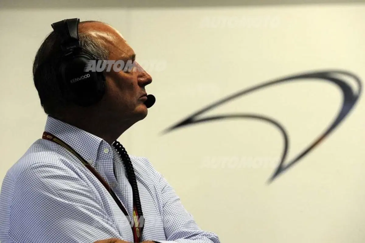 Formula 1 Singapore 2014: Hamilton conquista la pole (23)