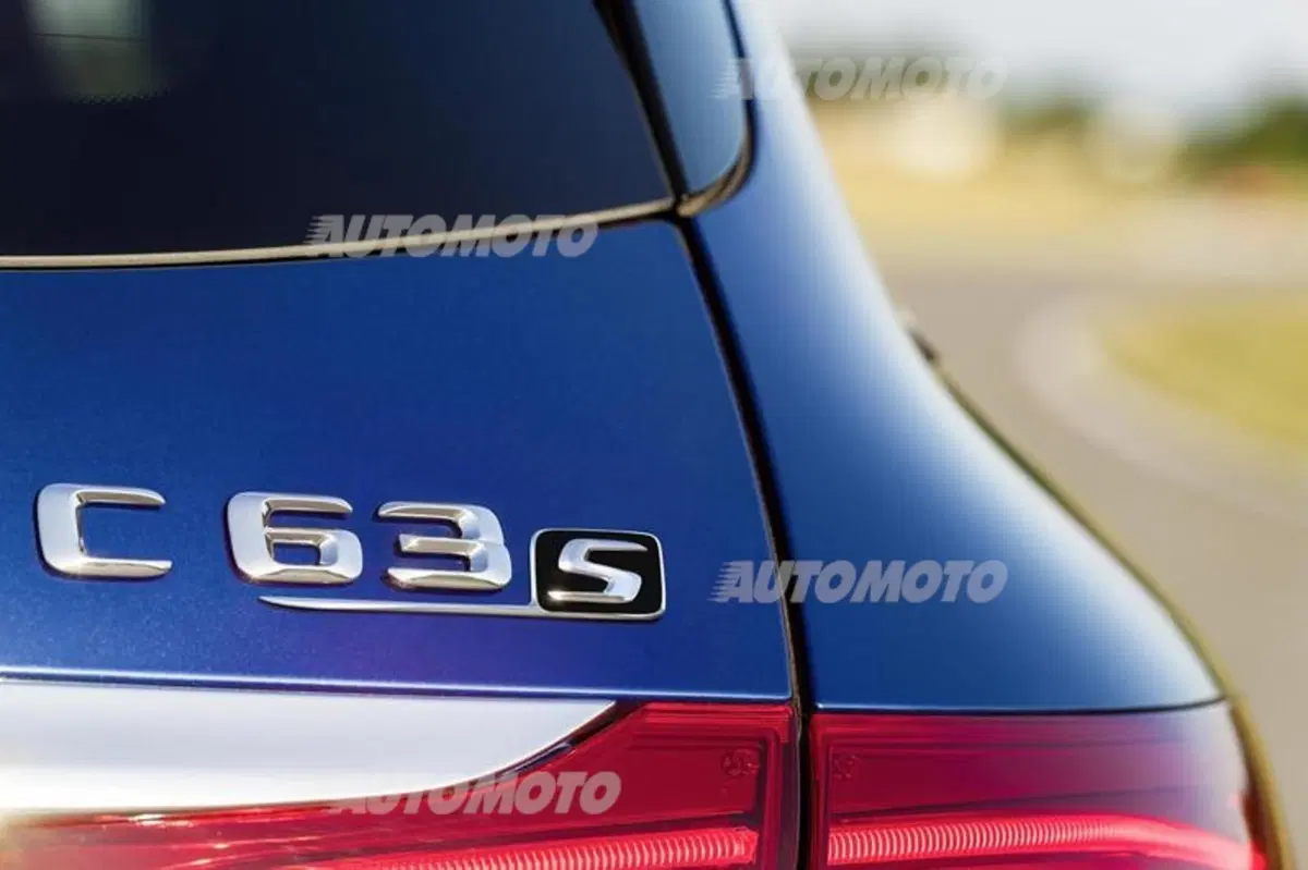 Mercedes Classe C63 AMG e C63 AMG S (18)