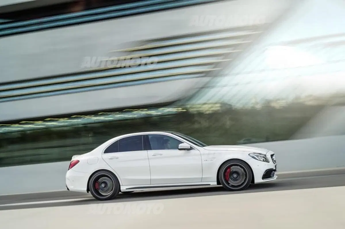 Mercedes Classe C63 AMG e C63 AMG S (23)