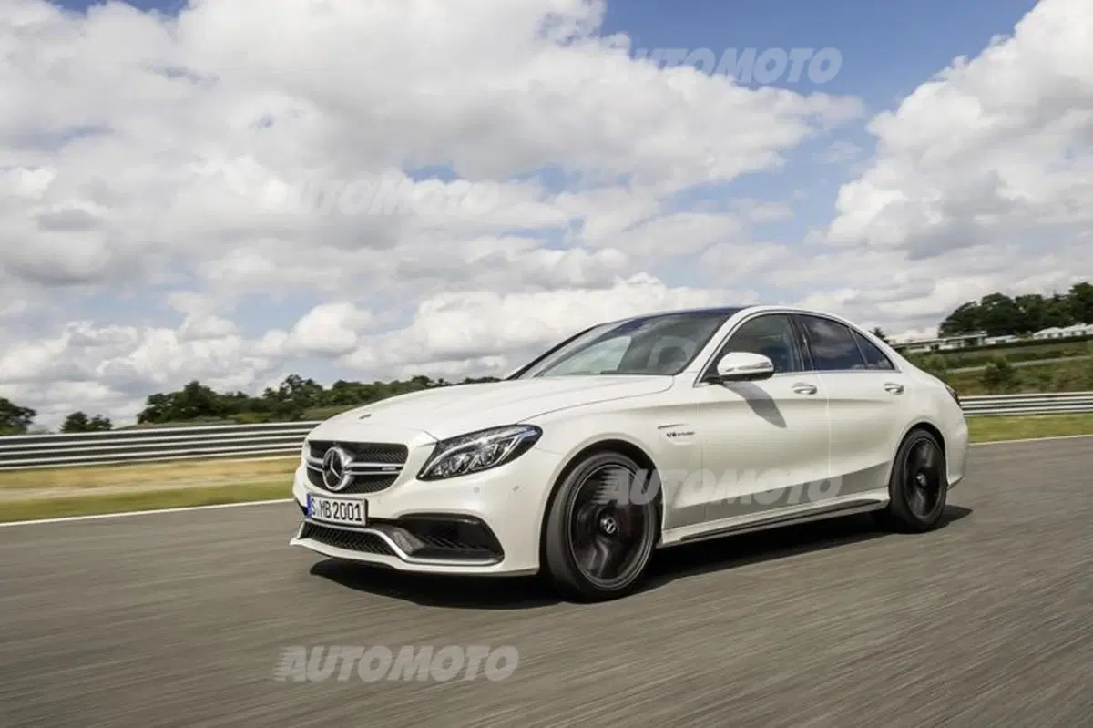 Mercedes Classe C63 AMG e C63 AMG S (31)