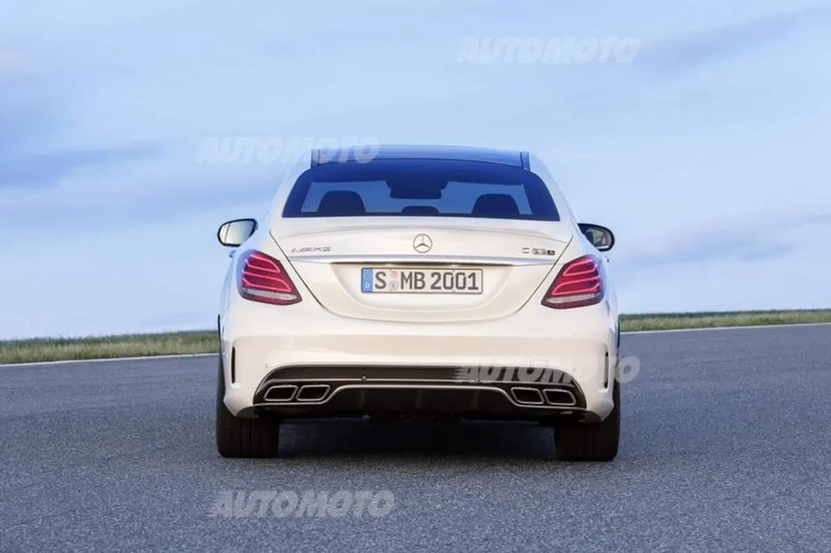 Mercedes Classe C63 AMG e C63 AMG S (33)