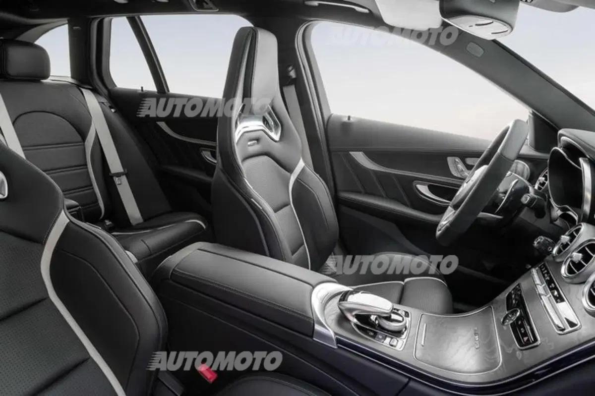 Mercedes Classe C63 AMG e C63 AMG S (39)