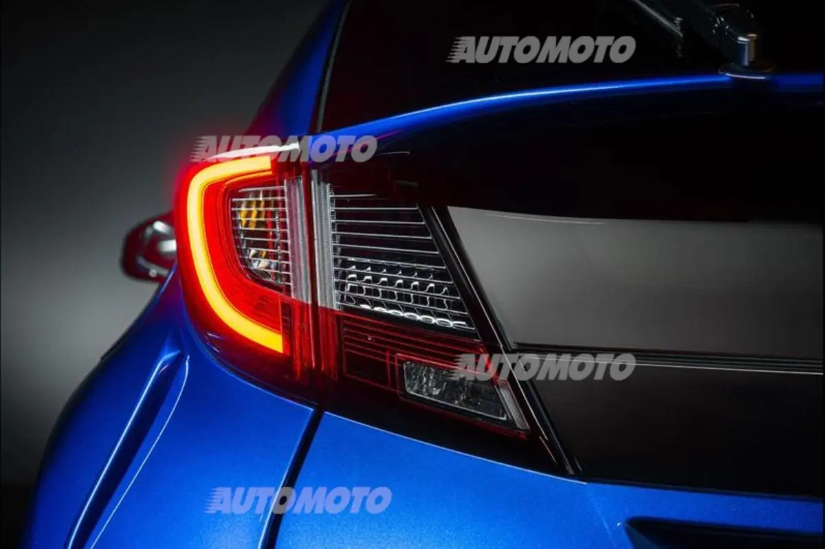Honda Civic restyling: nuovi fari led e tecnologia Android (7)