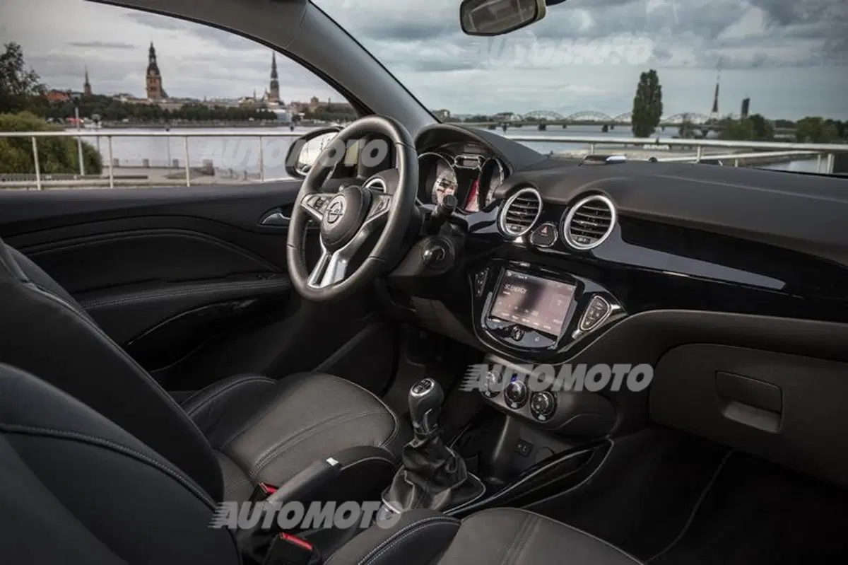 Opel Adam Rocks (29)