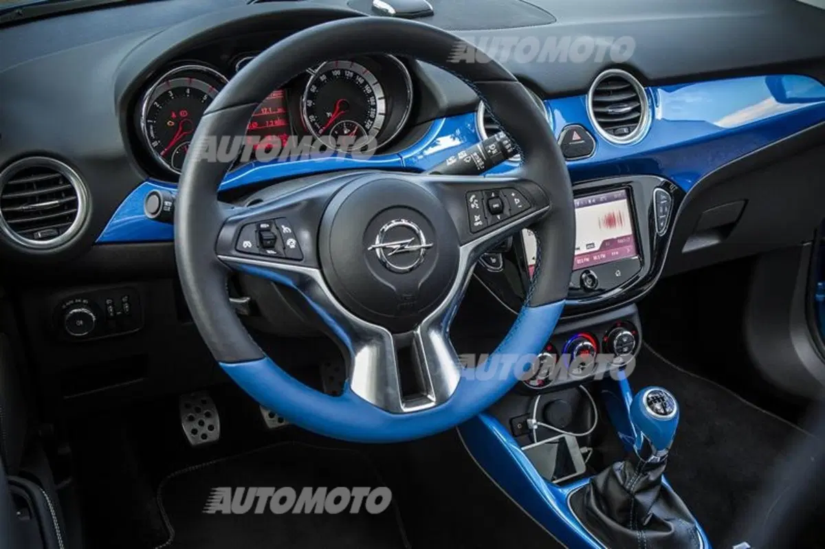Opel Adam Rocks (32)