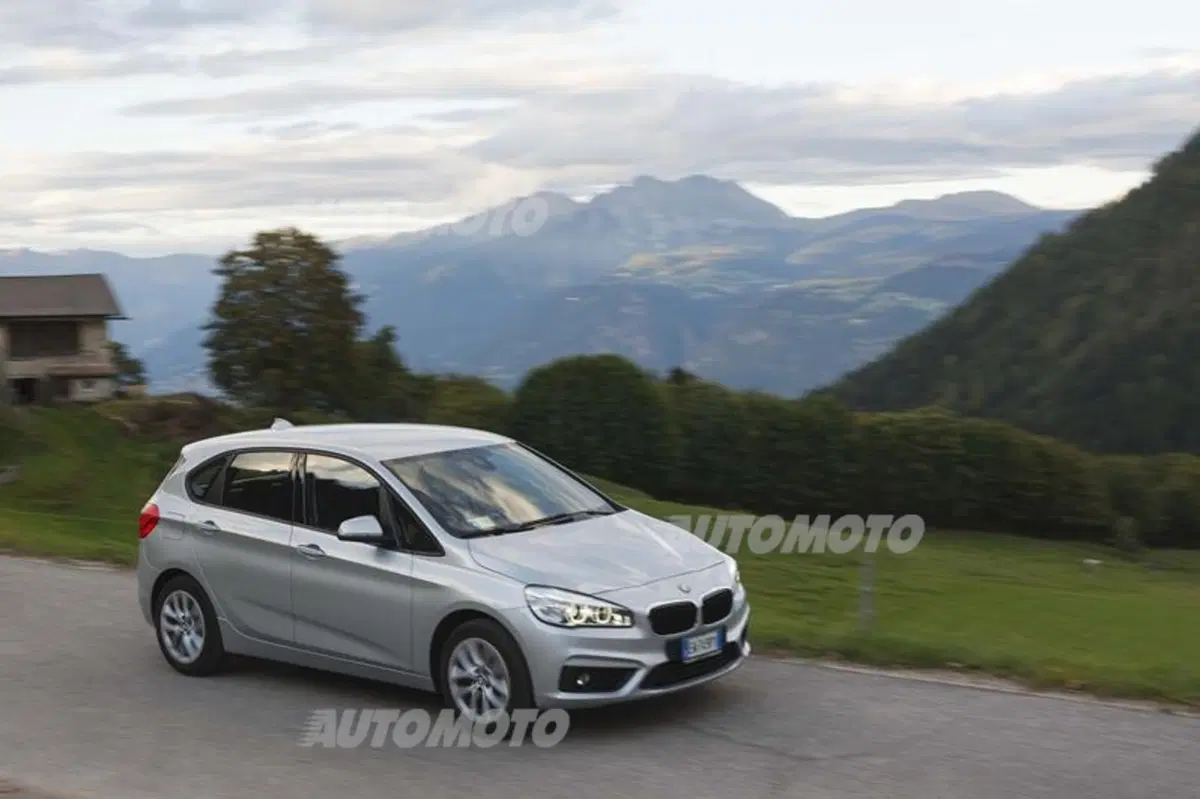BMW Serie 2 Active Tourer (8)