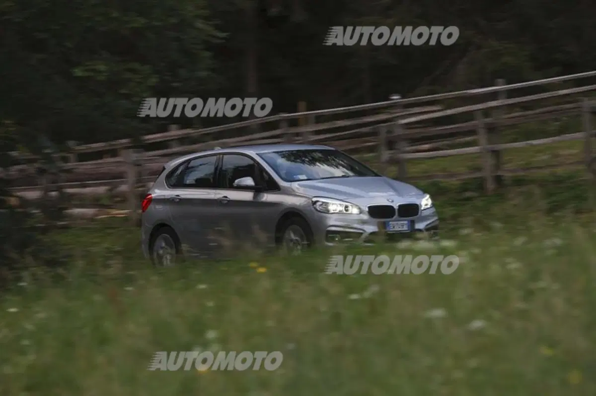 BMW Serie 2 Active Tourer (9)