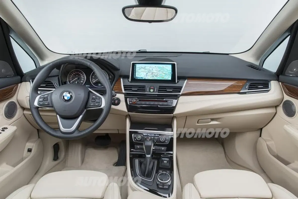 BMW Serie 2 Active Tourer (49)