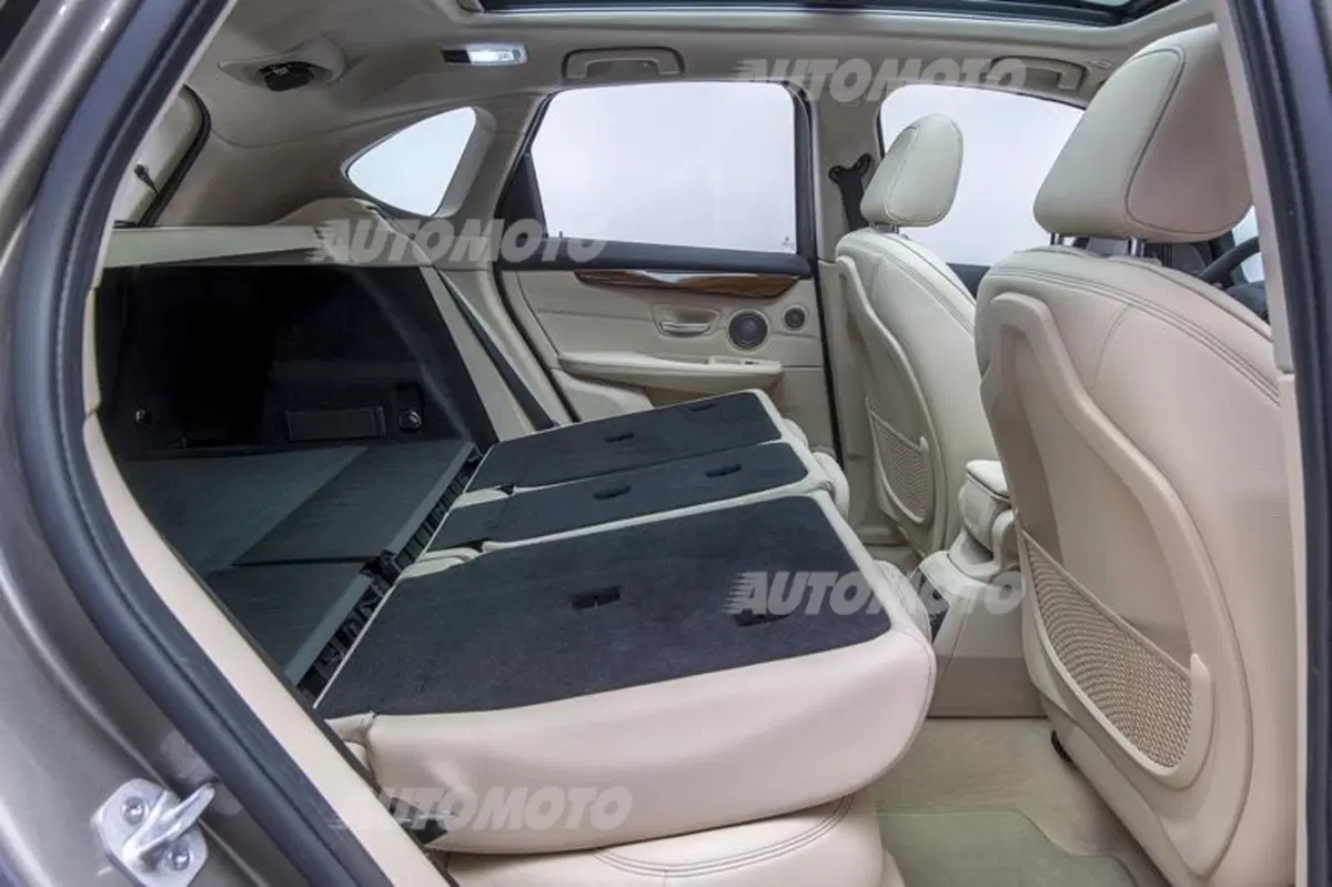 BMW Serie 2 Active Tourer (66)