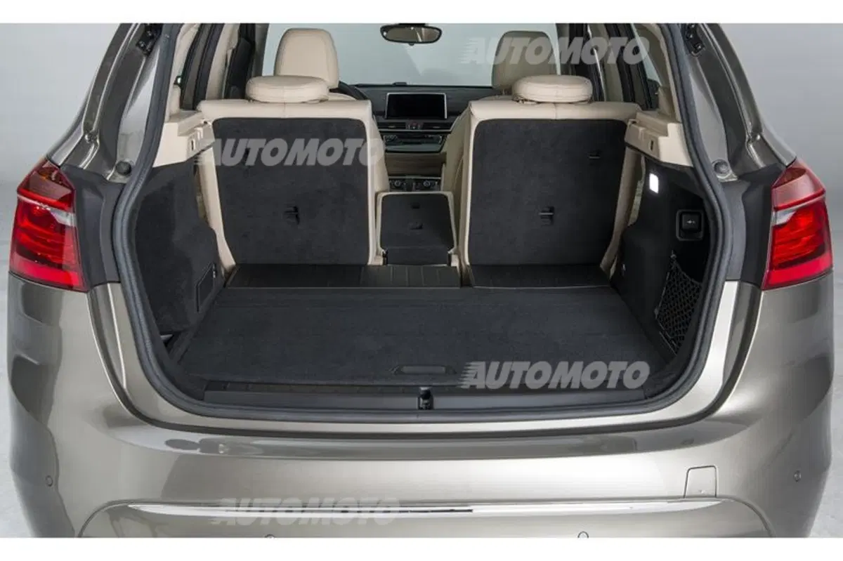 BMW Serie 2 Active Tourer (70)