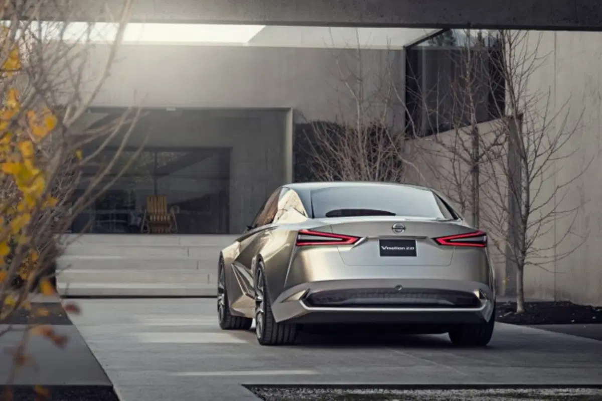Nissan Vmotion 2.0: a Detroit arriva la berlina del futuro
