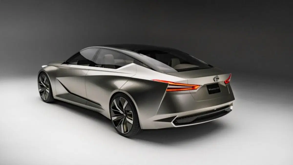 Nissan Vmotion 2.0: a Detroit arriva la berlina del futuro (2)
