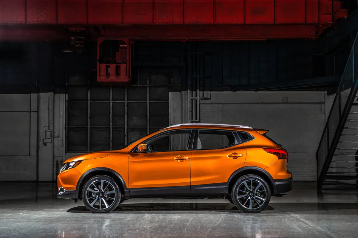 Nissan Rogue Sport, Qashqai alla yankee (2)