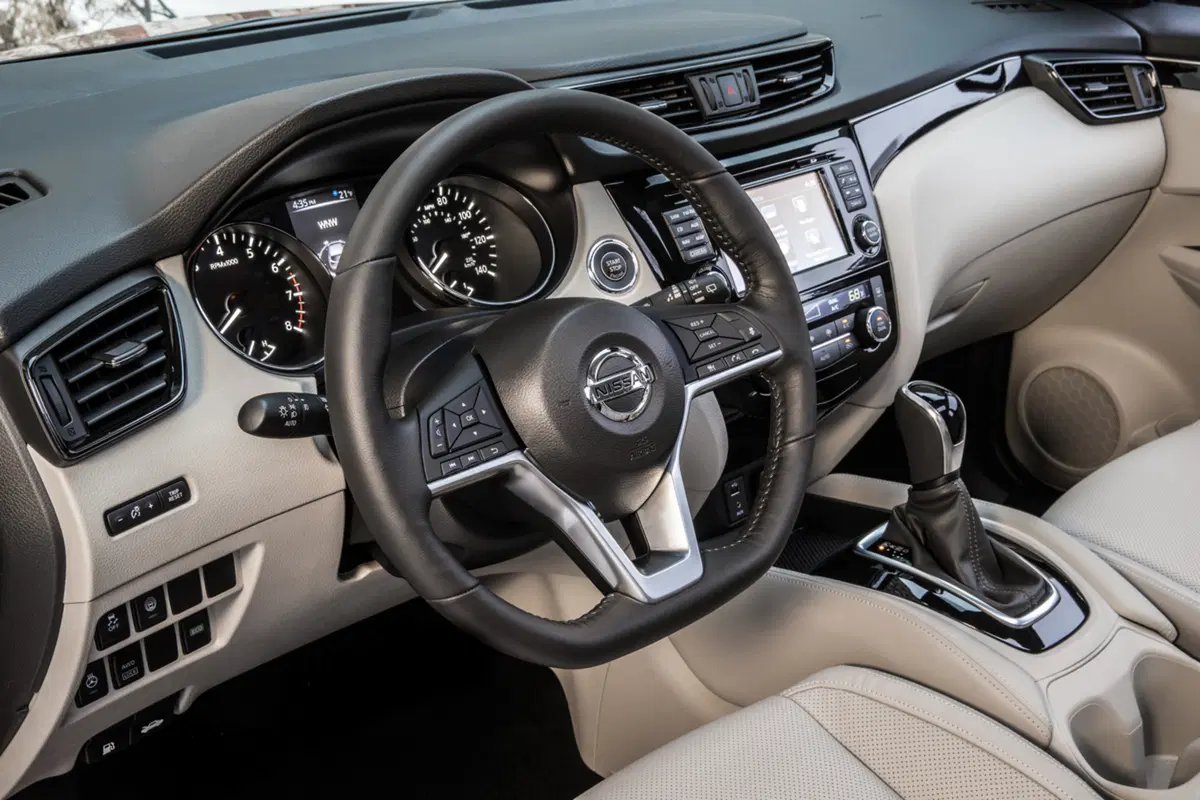 Nissan Rogue Sport, Qashqai alla yankee (9)
