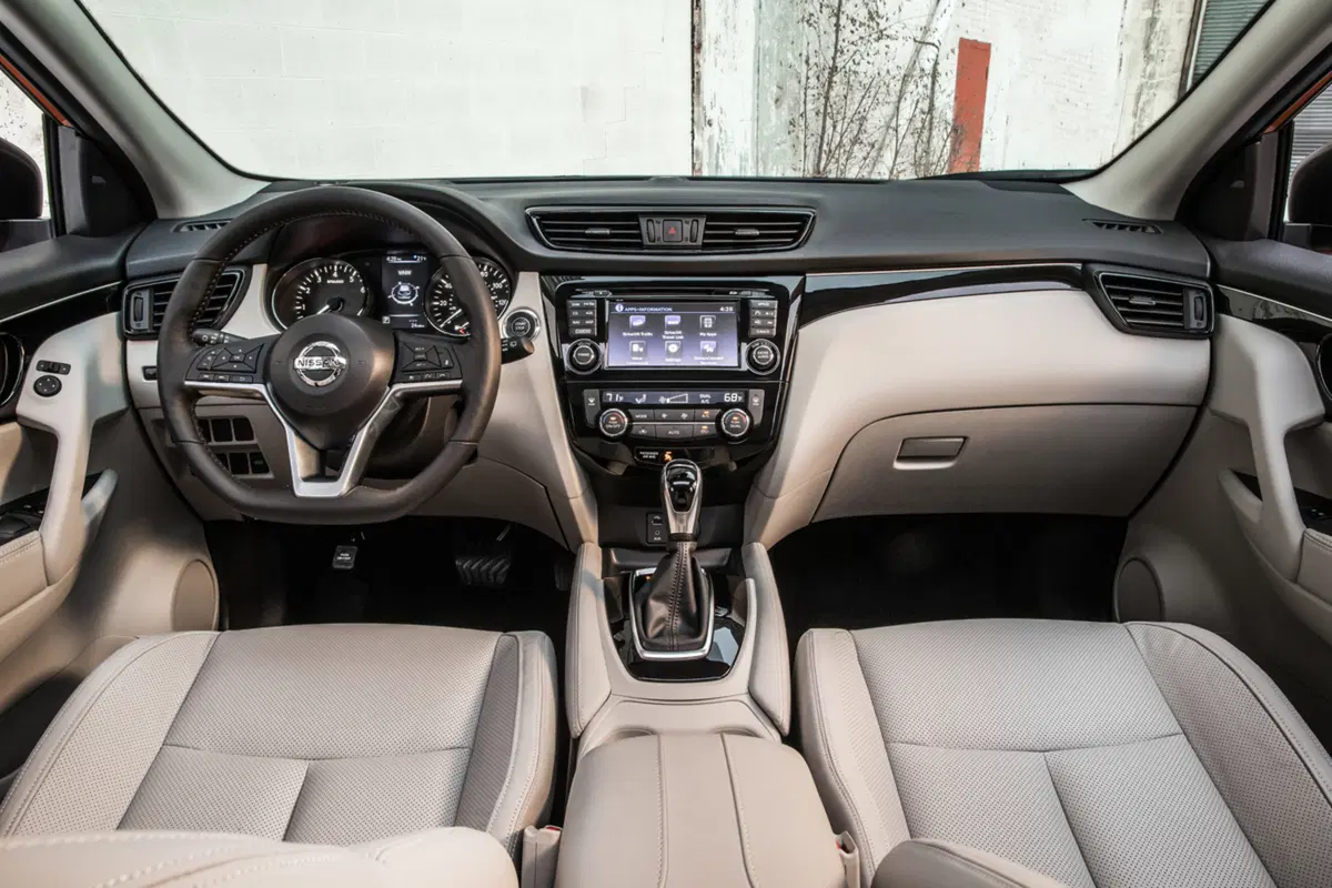 Nissan Rogue Sport, Qashqai alla yankee (11)