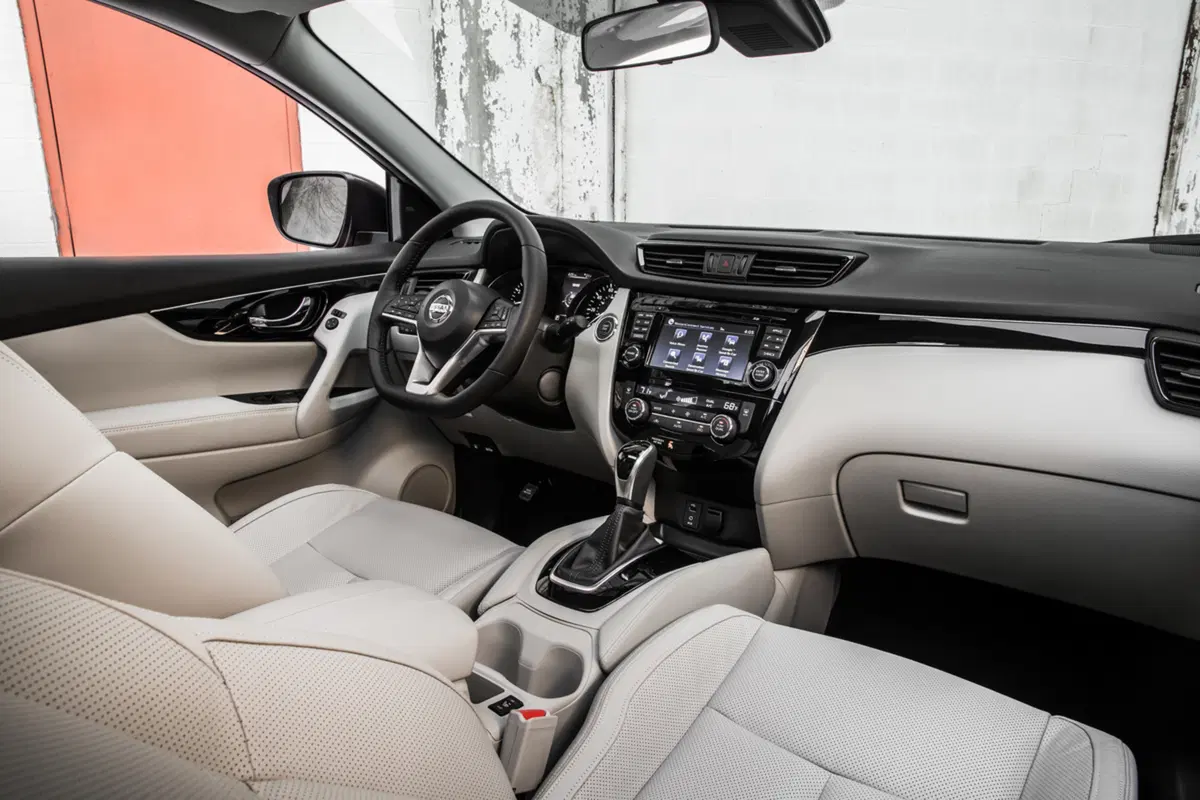 Nissan Rogue Sport, Qashqai alla yankee (12)