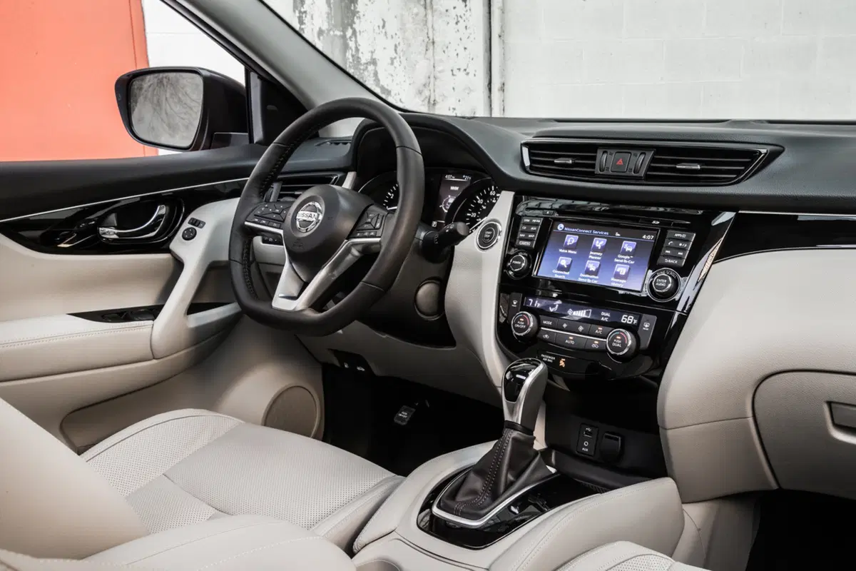 Nissan Rogue Sport, Qashqai alla yankee (13)