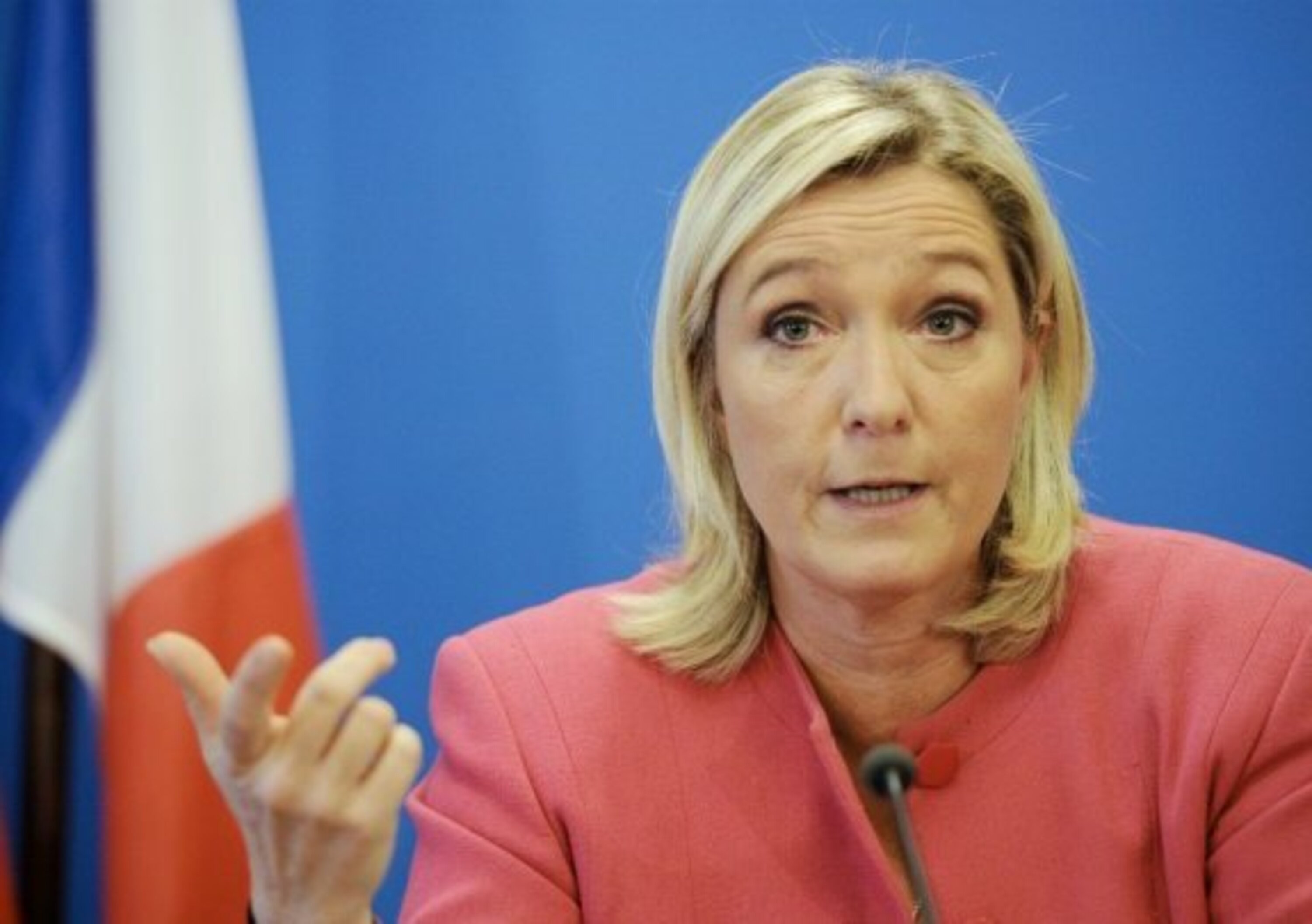 Marine Le Pen: &quot;Se vincessi, in Francia stessa politica auto di Trump negli USA&quot;