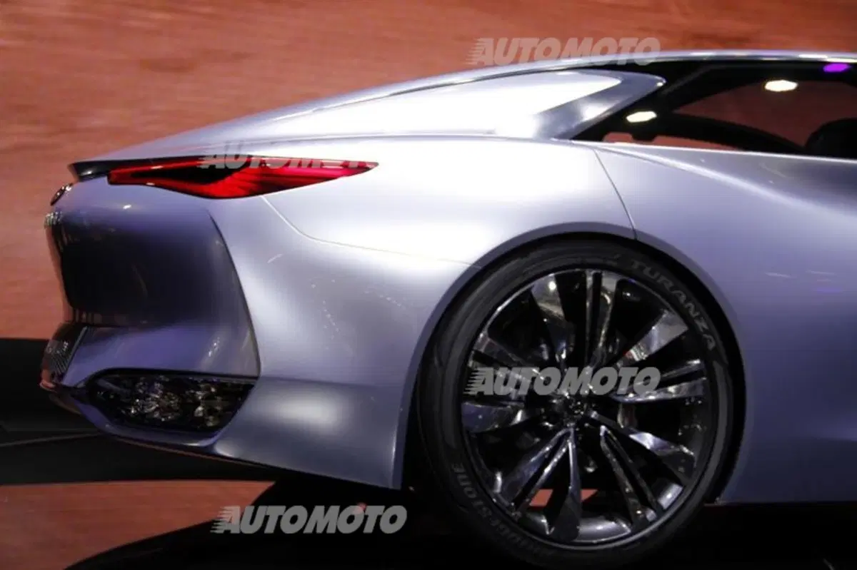 Infiniti al Salone di Parigi 2014 (14)