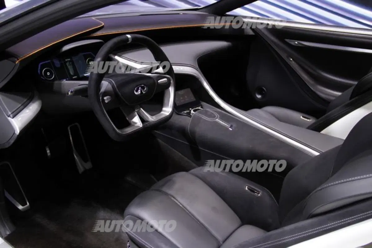 Infiniti al Salone di Parigi 2014 (16)