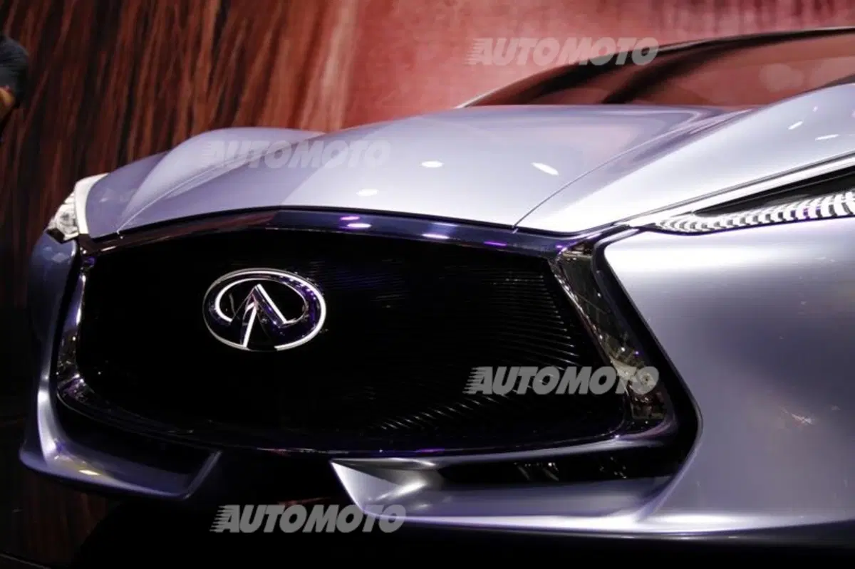 Infiniti al Salone di Parigi 2014 (20)