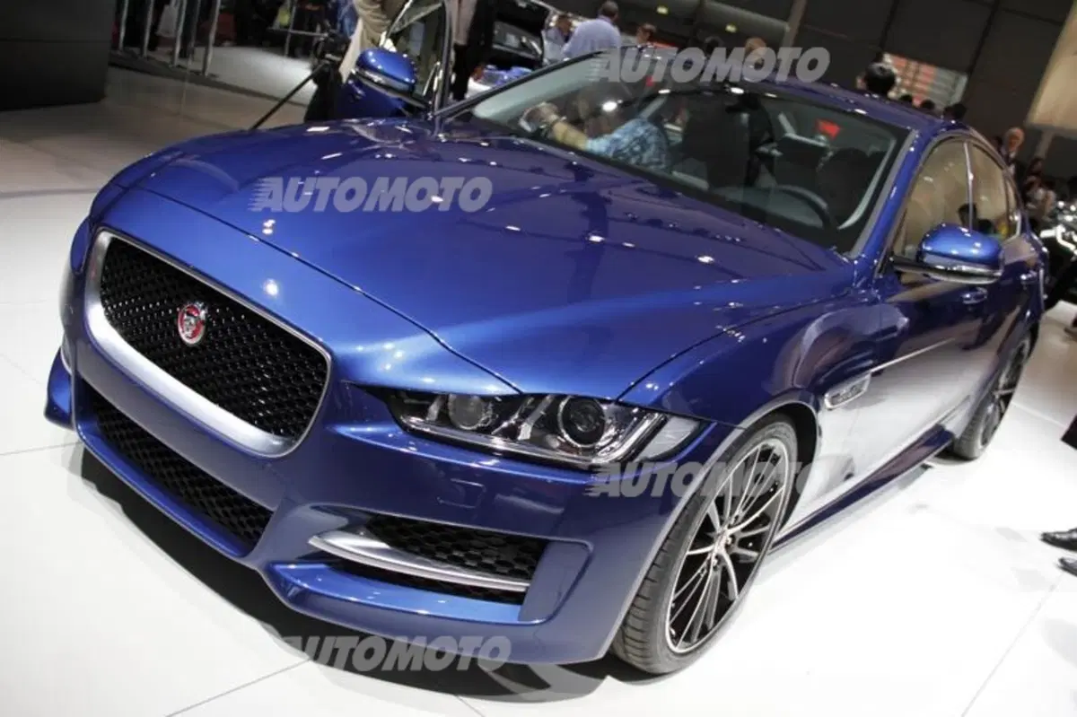 Jaguar al Salone di Parigi 2014 (11)