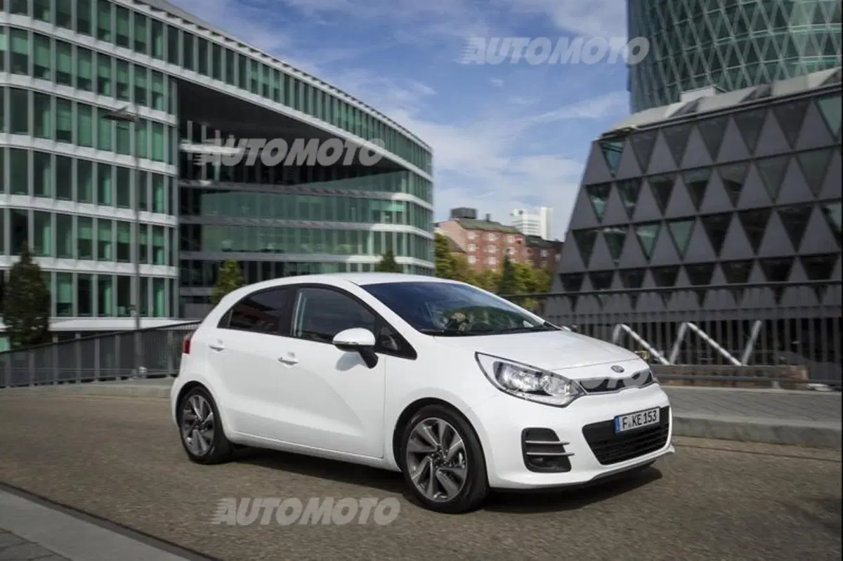 Kia Rio restyling: nuovo look, stesso spirito giovanile (2)