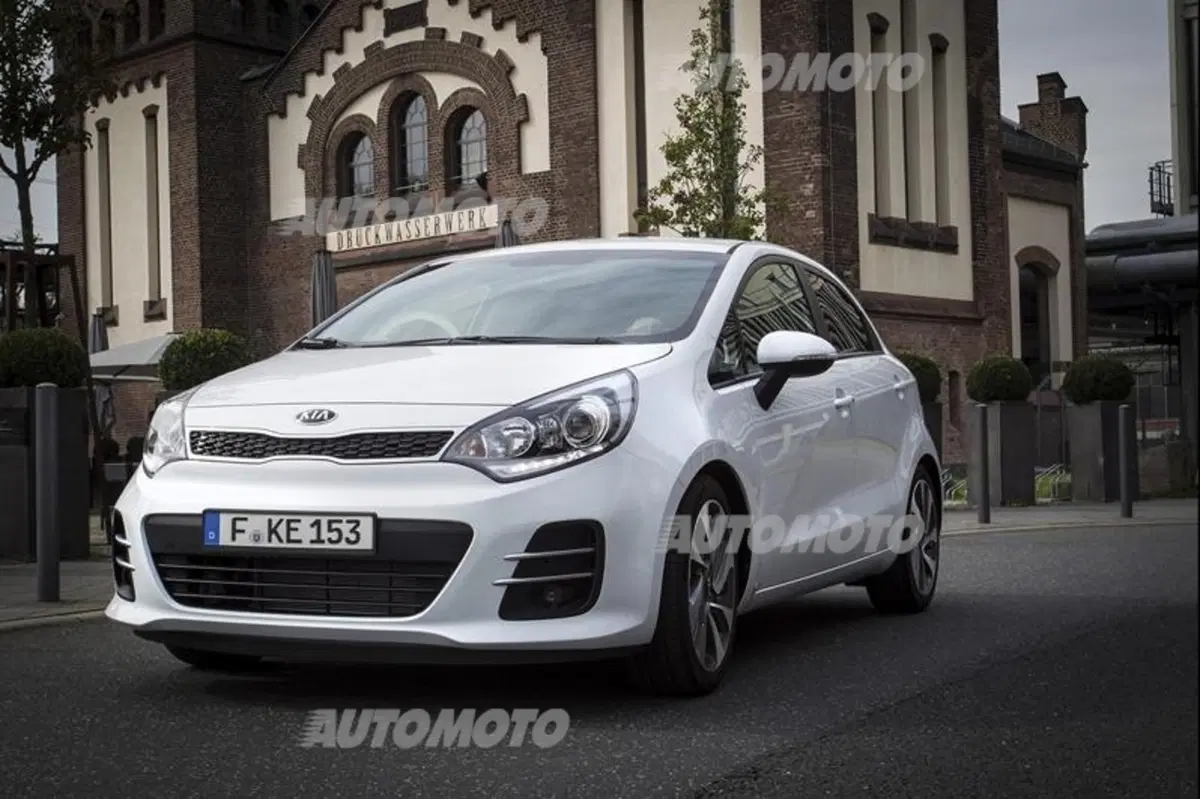 Kia Rio restyling: nuovo look, stesso spirito giovanile (6)