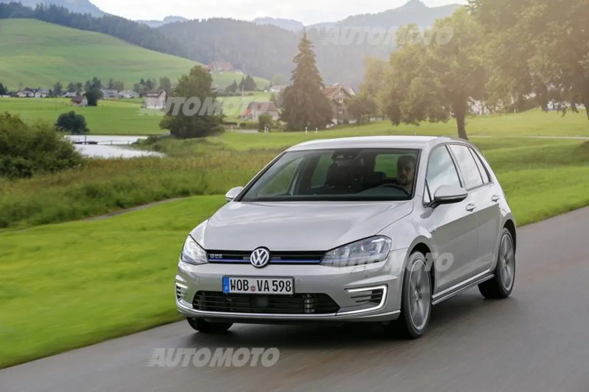 Volkswagen Golf GTE (2)